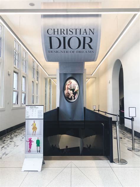 how to buy tickets for v&a cristian dior